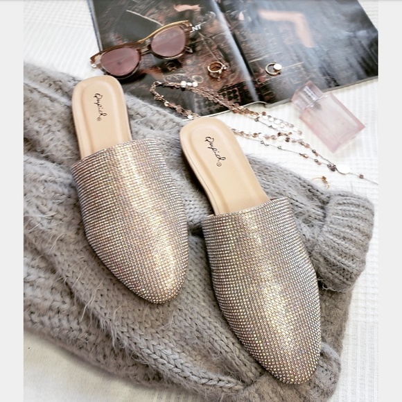 🚨//The Glitz// Champagne Slide/ Flat - Picture 2 of 8